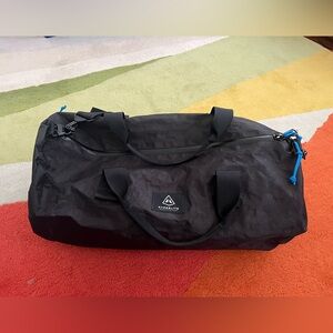 Hyperlite Mountain Gear 30L Approach Dyneema Duffel Bag